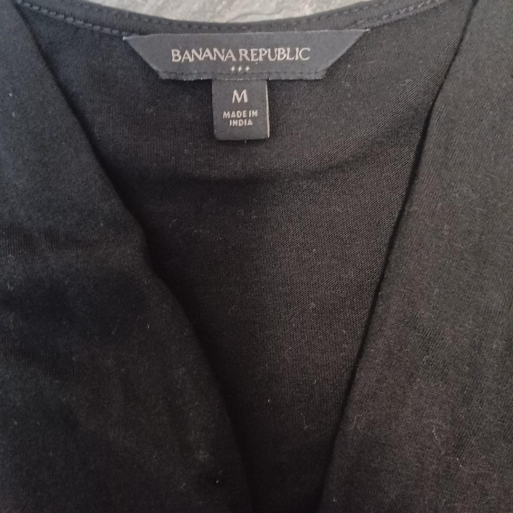 BANANA REPUBIC SIZE M Elegant Black Wrap Top - Picture 2 of 11
